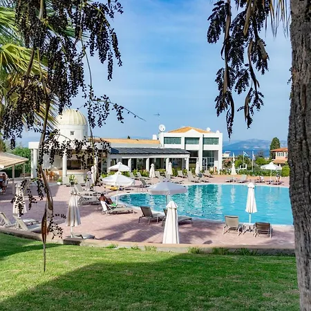 Ξενοδοχείο Olympion Village 3*